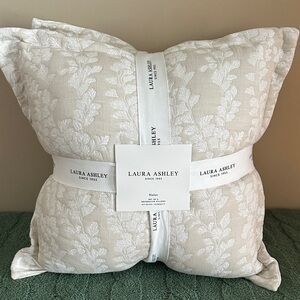 Laura Ashley Waxham Pillows White & Ivory Leaf Print Set of 2 Gorgeous! NEW!